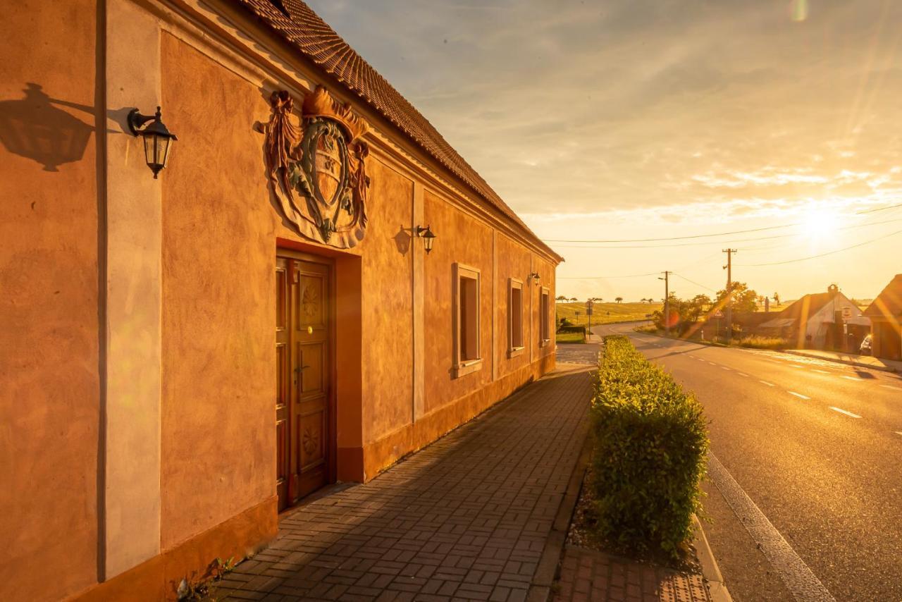 Althansky Hostinec Znojmo Exterior foto